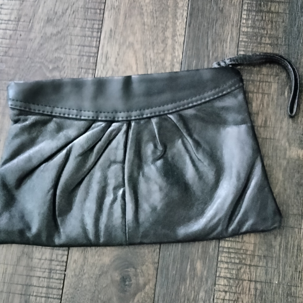 Lady Ambassador Chic Black Leather Wristlet Clutch